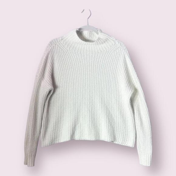 Anthropologie Sweaters - Anthropologie White Mock Neck Sweater Size Small